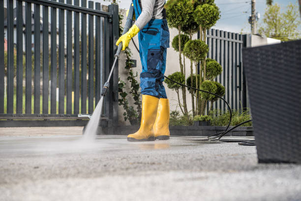 Best Playground Equipment Cleaning  in Montague, CA